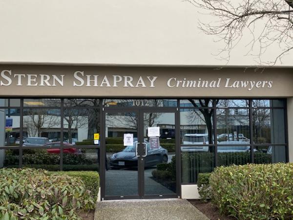 Stern Shapray Criminal Lawyers