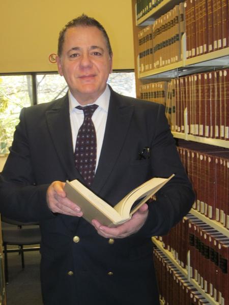 Robert Francis Criminal Lawyer