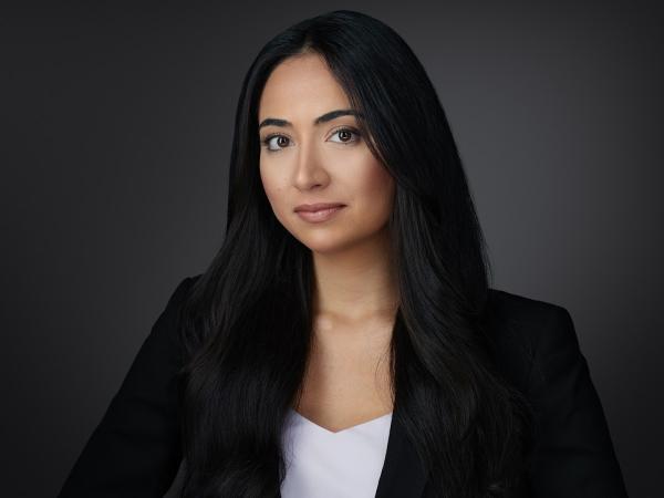 Nadine Chalati Lawyer/Avocat