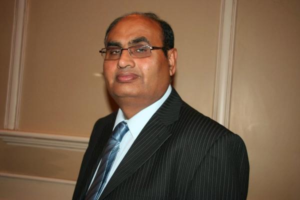 Suman Gandhi - Toronto Mortgage Broker and Financial Advisor