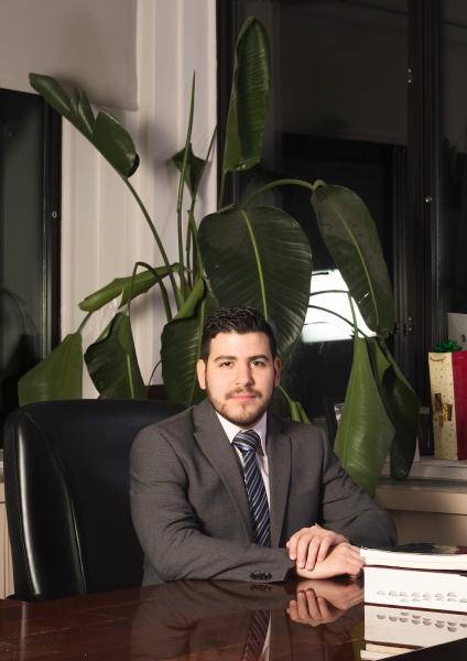 Carlos Bolivar, Avocat Criminel