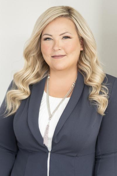 Ellen de Witt, Rcic Canada Immigration Consultant